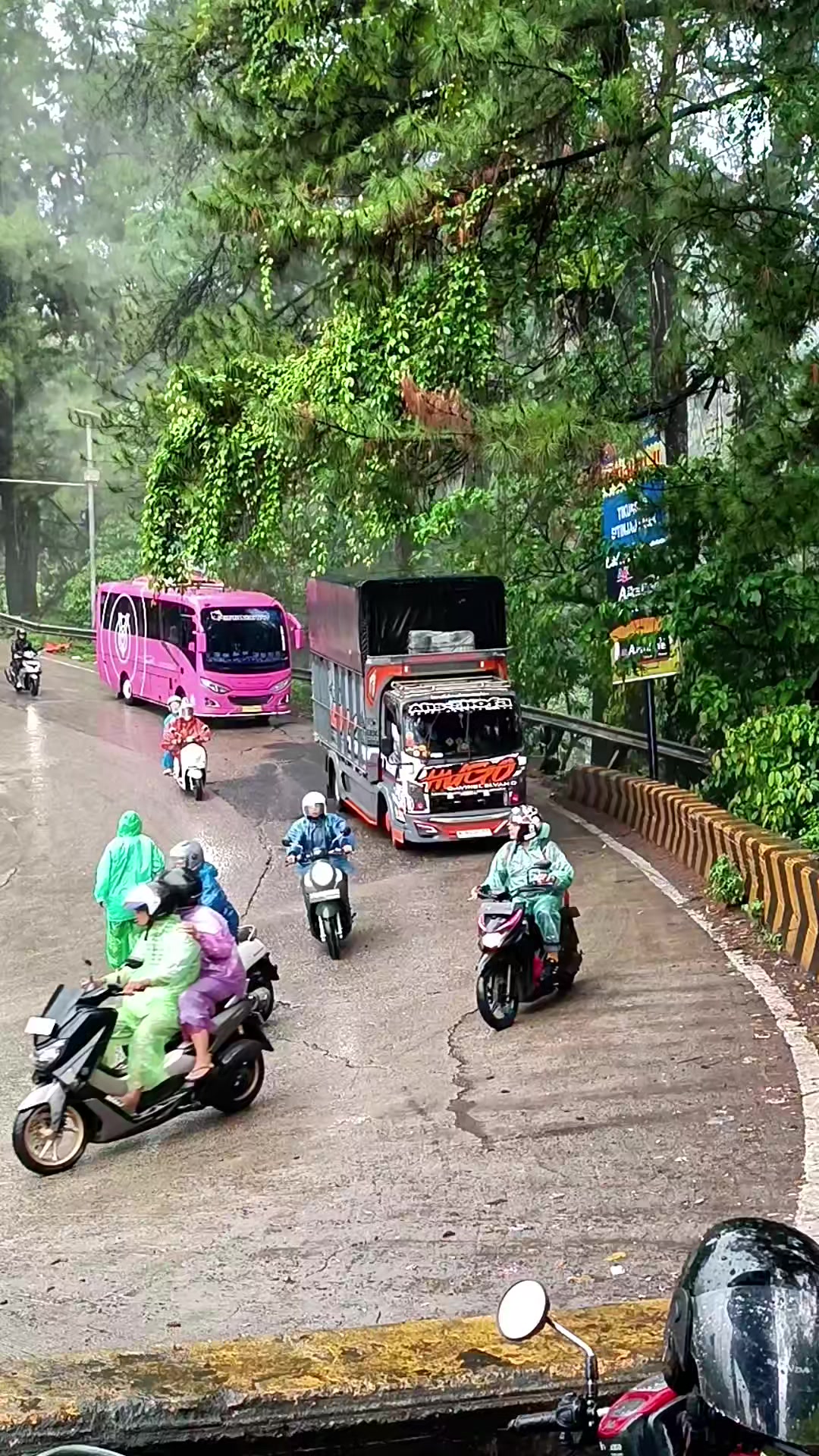 @Proyek Sitinjau Lauik