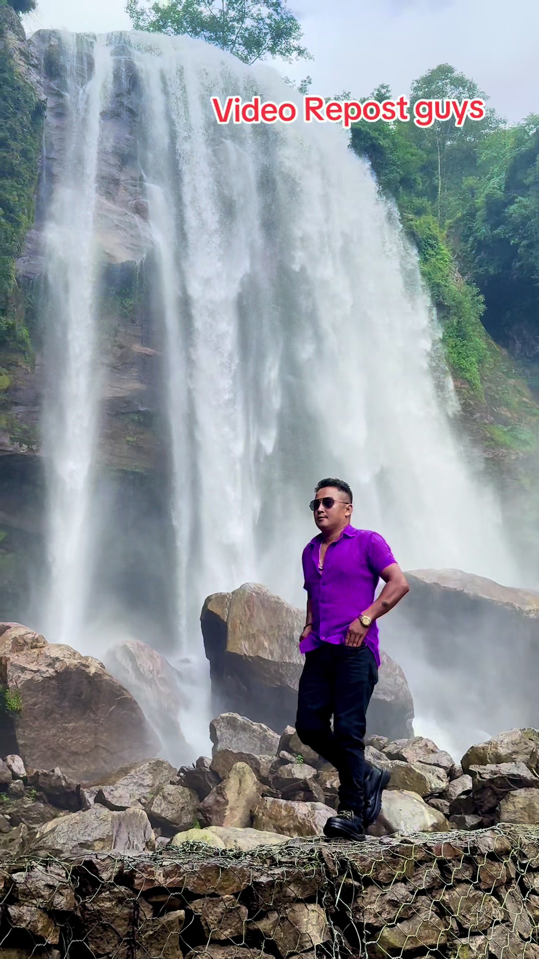 @अमृत मादेन