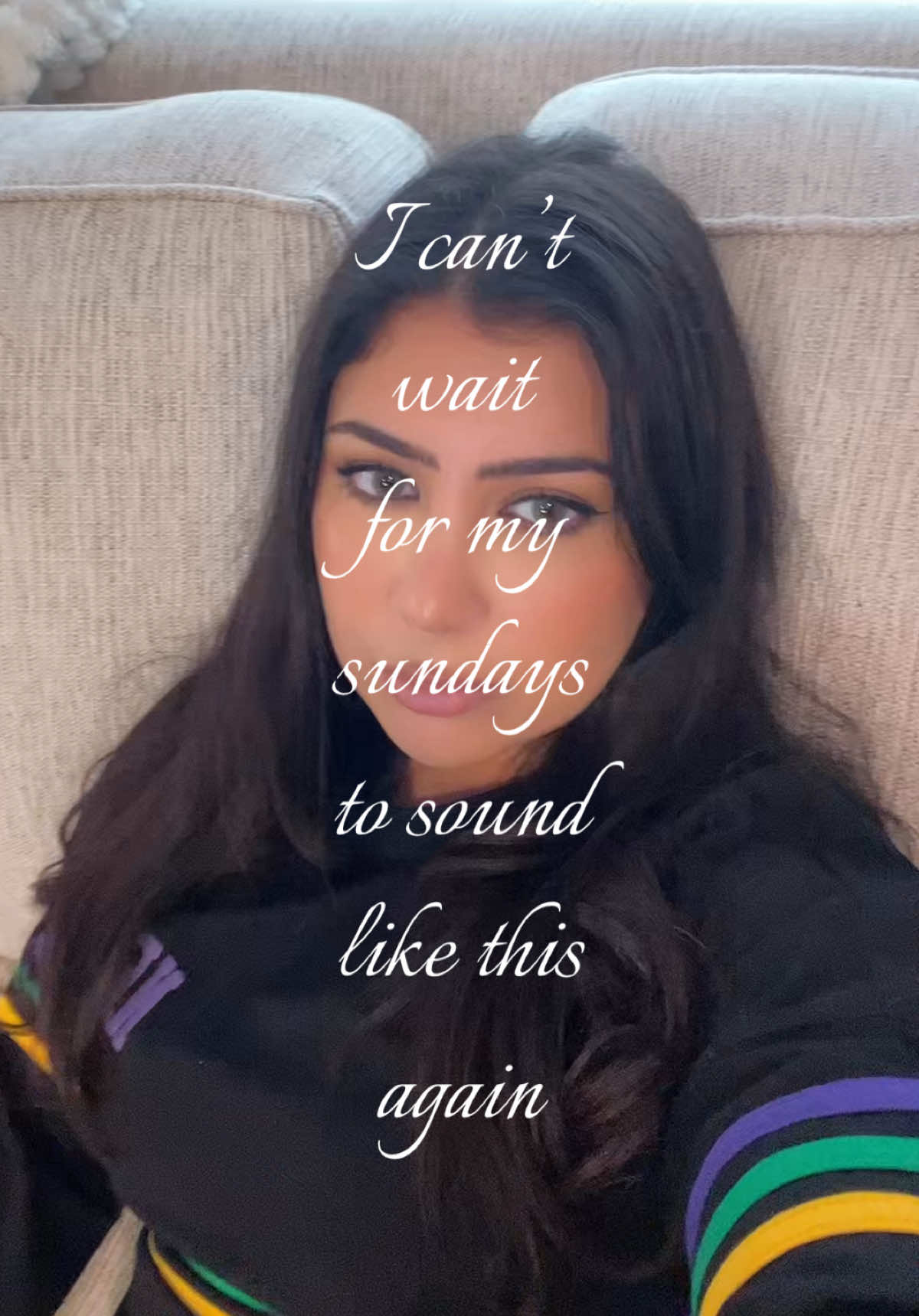 @𝔇𝔢𝔢𝔫𝔞
