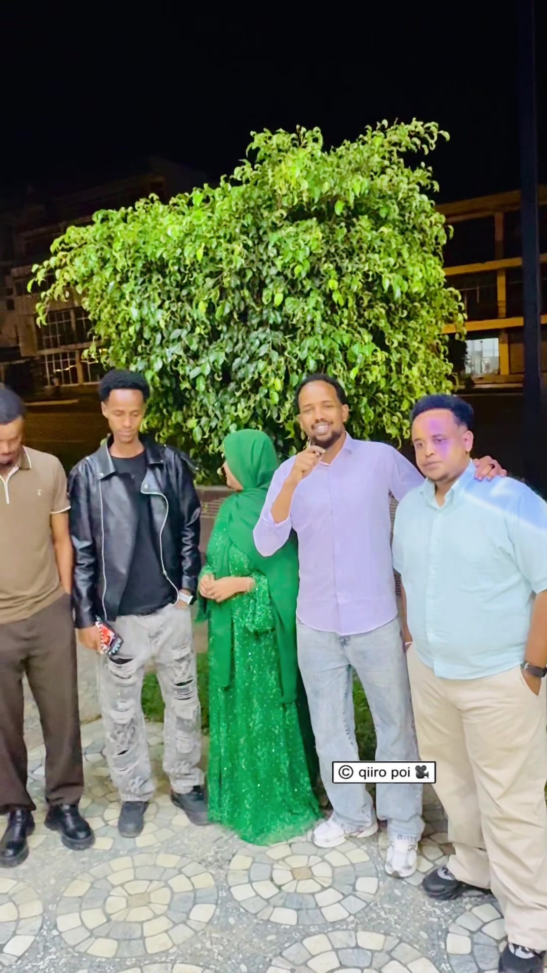 @Qiiro poi🇸🇴🐐