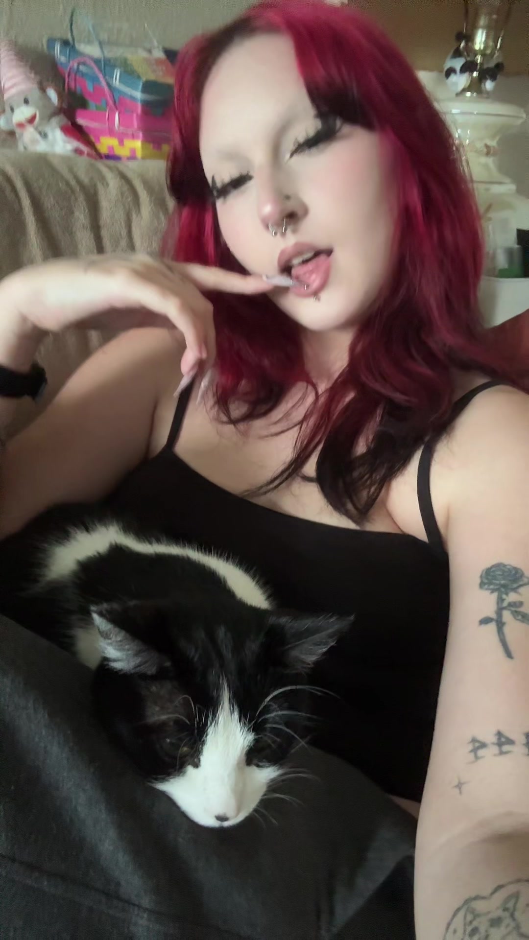 @⋆♱ sol ♱⋆