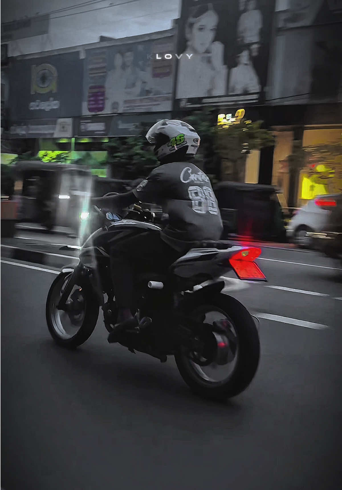 @𝙆 𝙇 𝙊 𝙑 𝙔 🪽!