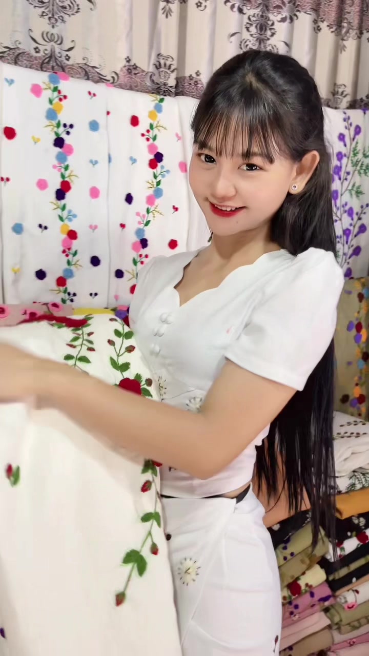 @Wutt Yi (La Wunn San)đ