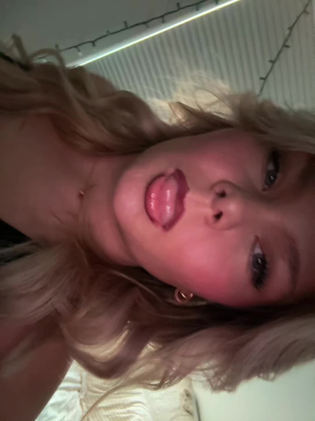 @urluv.capri
