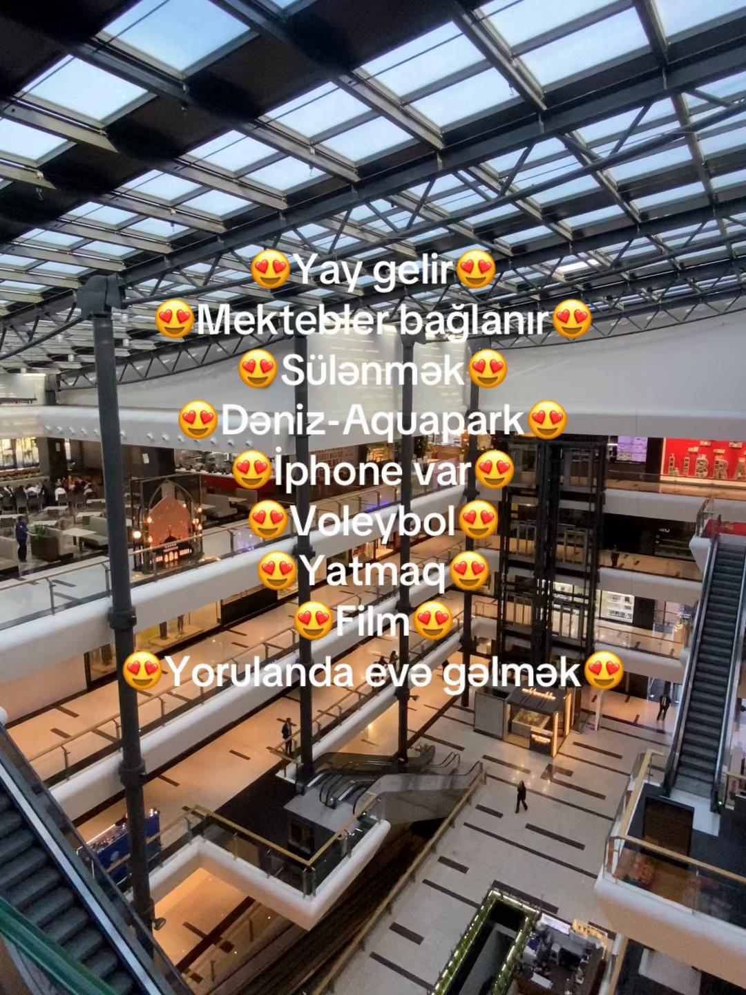 @Y𖣂