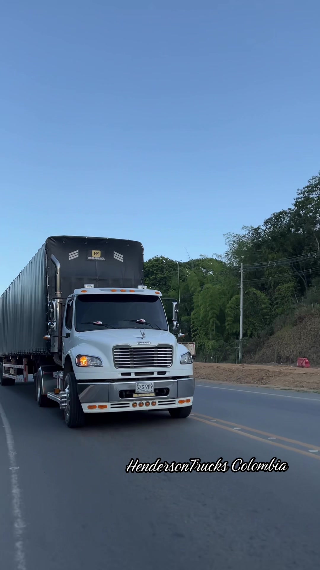 @HendersonTrucks Colombia 