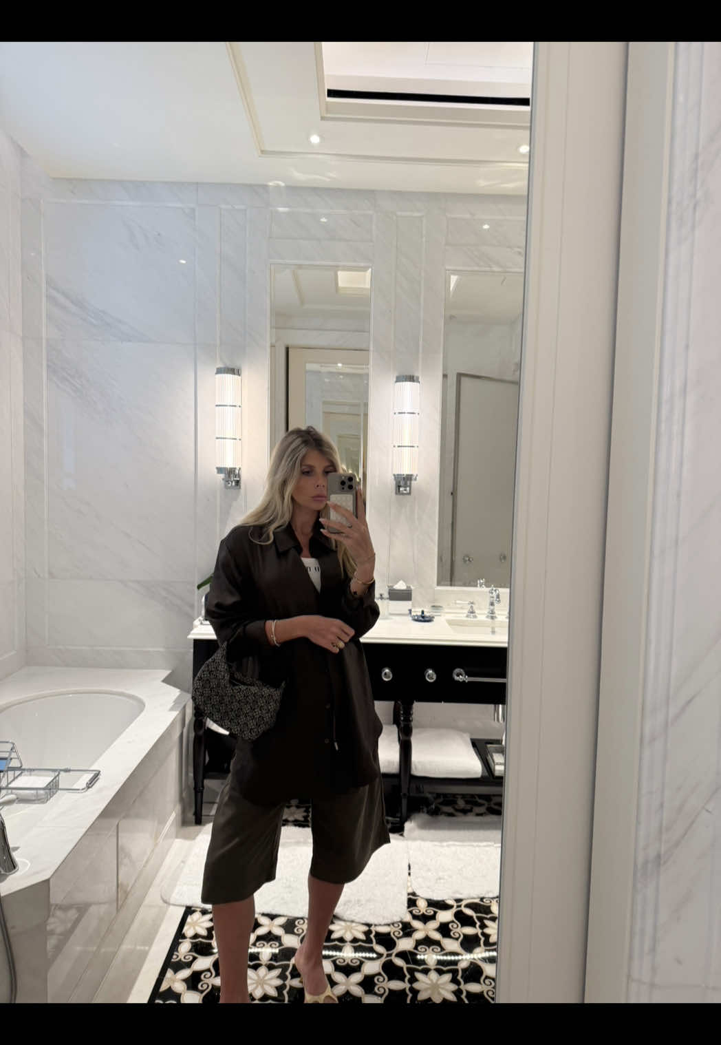 @Georgia La Fontaine
