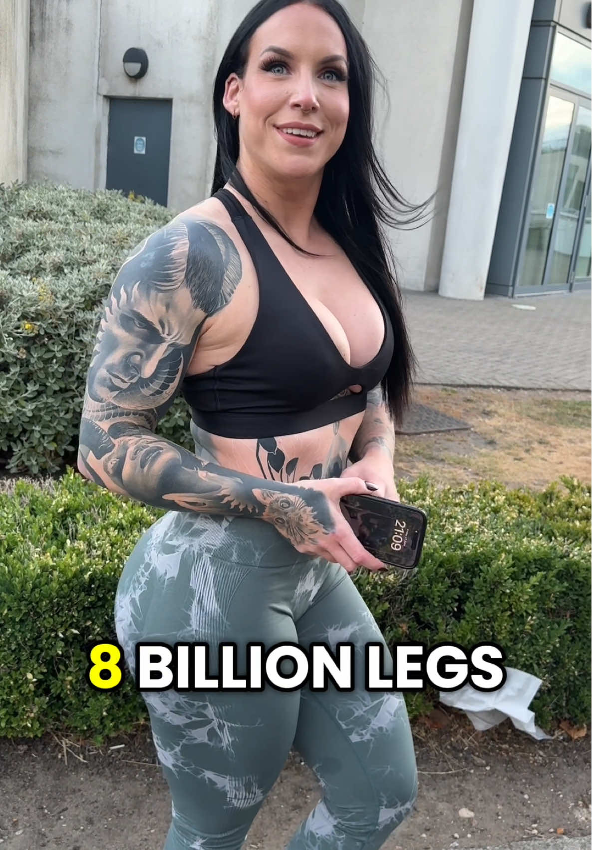 @URBAN_VIXEN