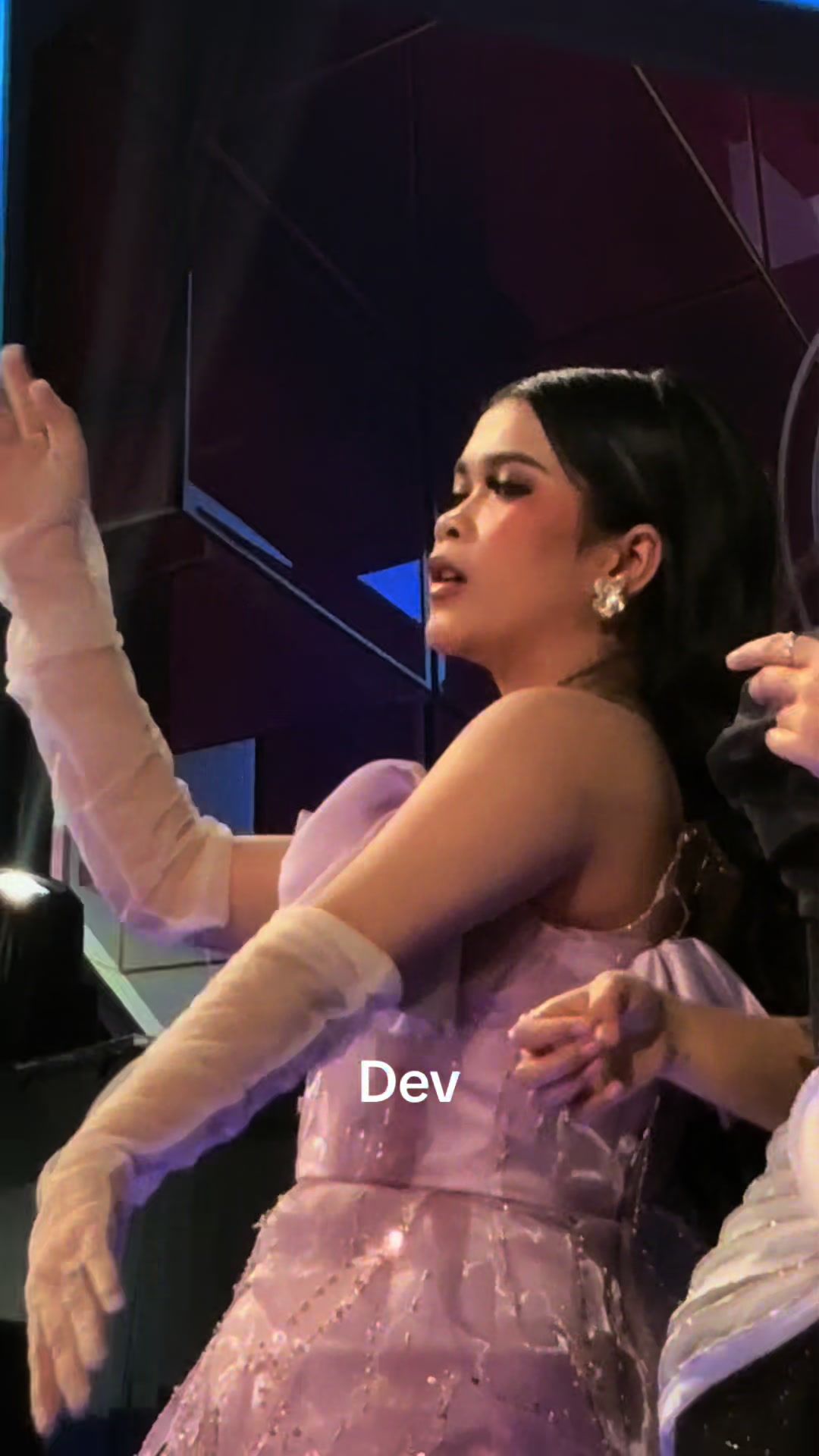 @Dev