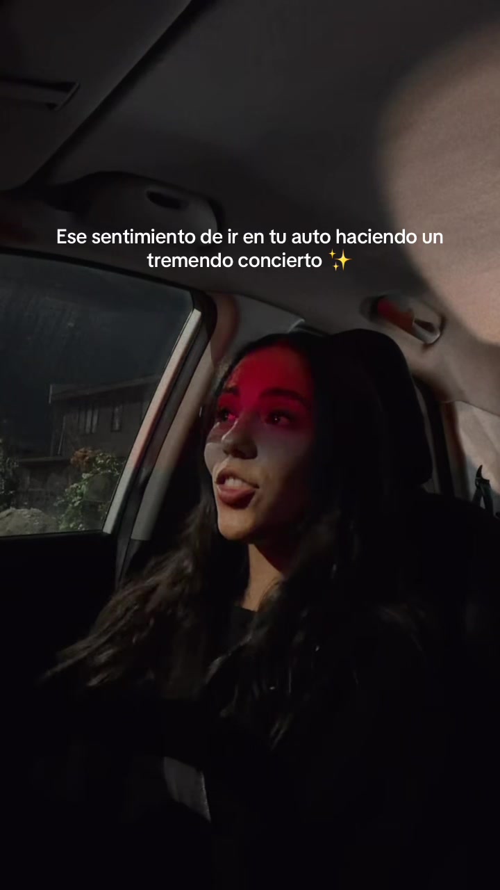 @Paola andara
