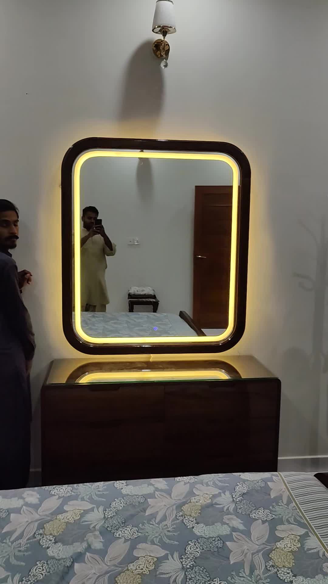 @Rizwan Glass Golra Official