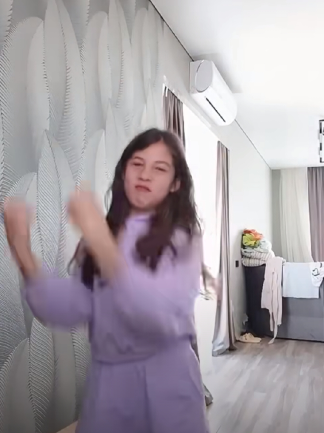 @нищая