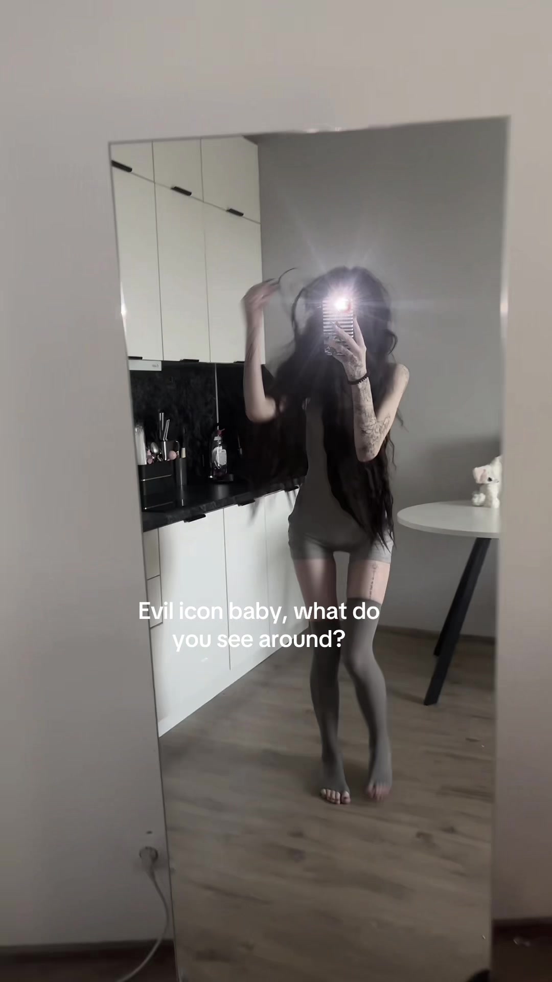 @h8telovr