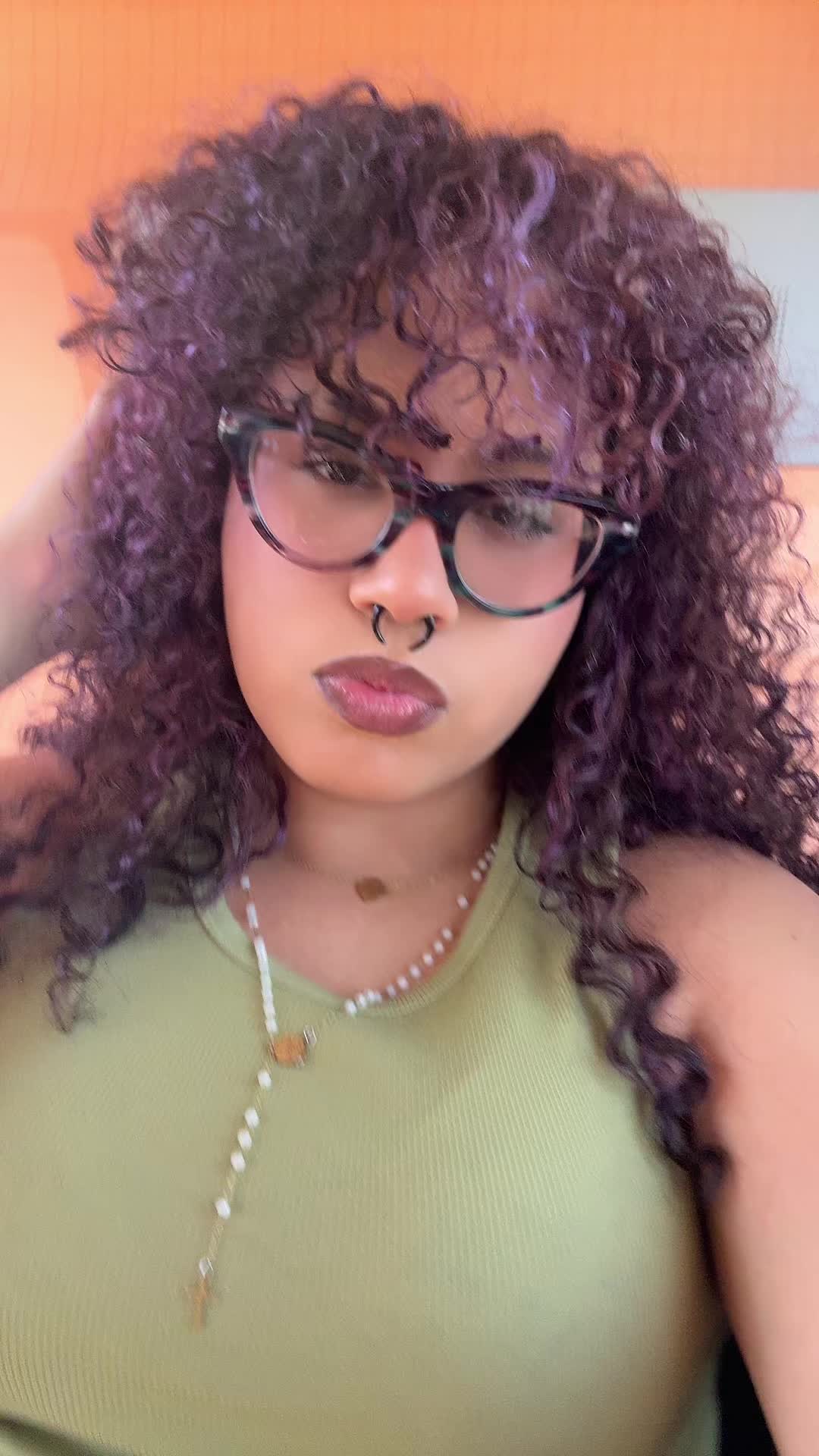 @🍏