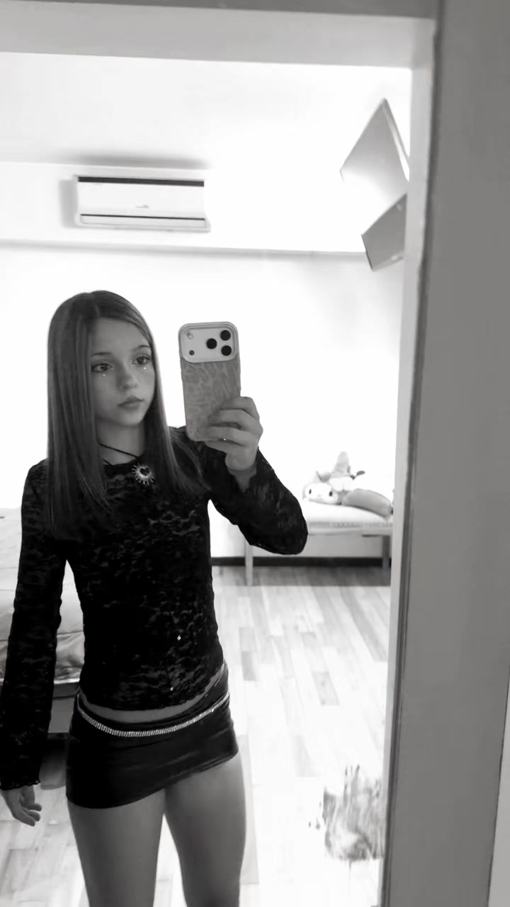 @lamaindetuhombre😘