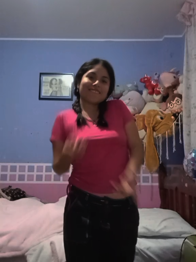 @Stephanie🏳️🌈🦄🍋