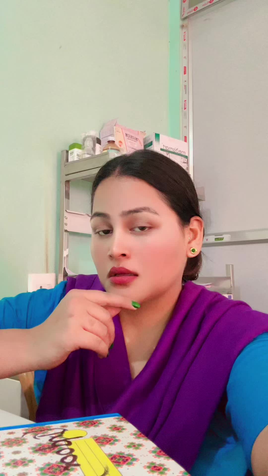 @RR👩⚕️