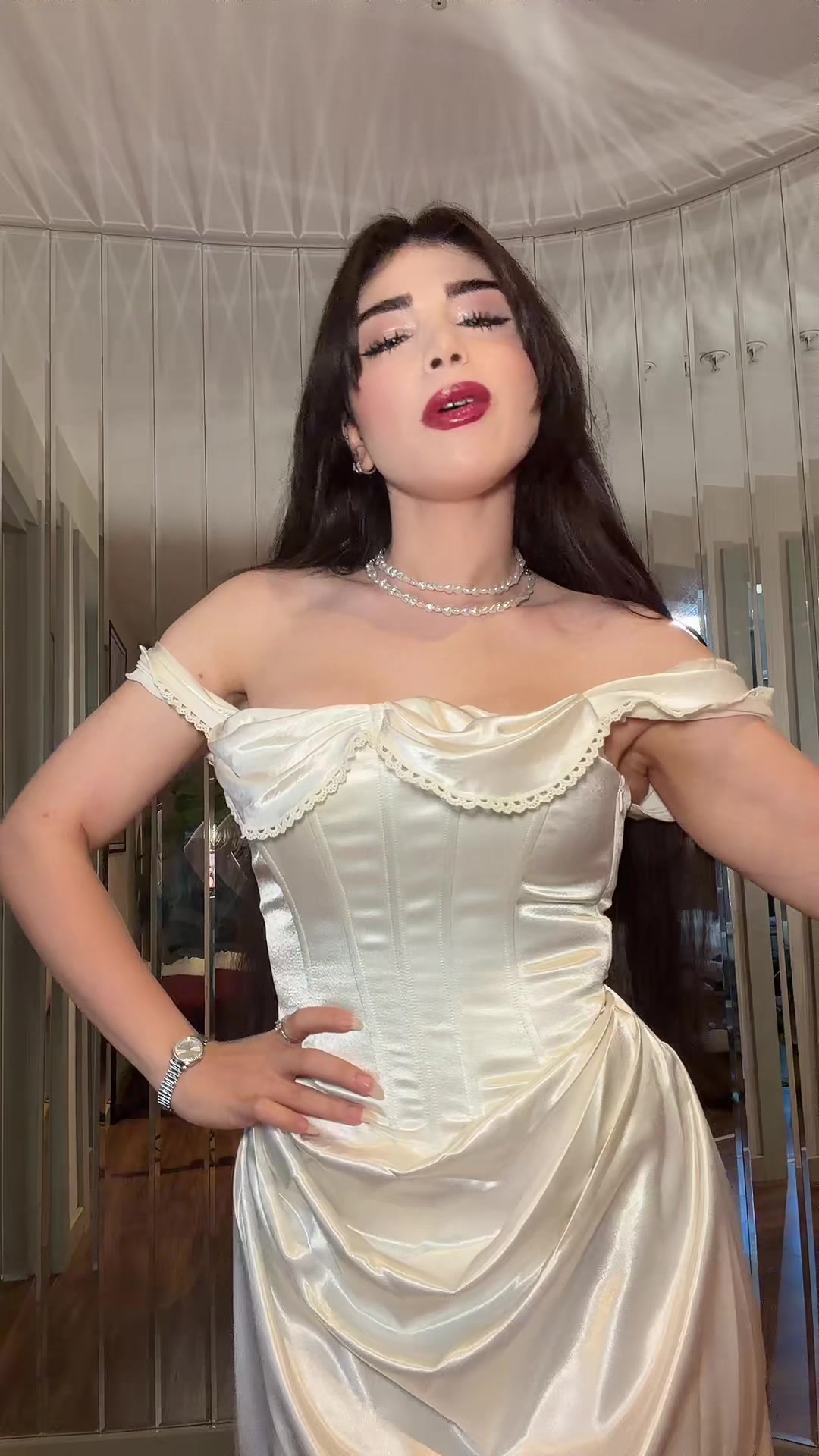 @نانا البهبهاني *