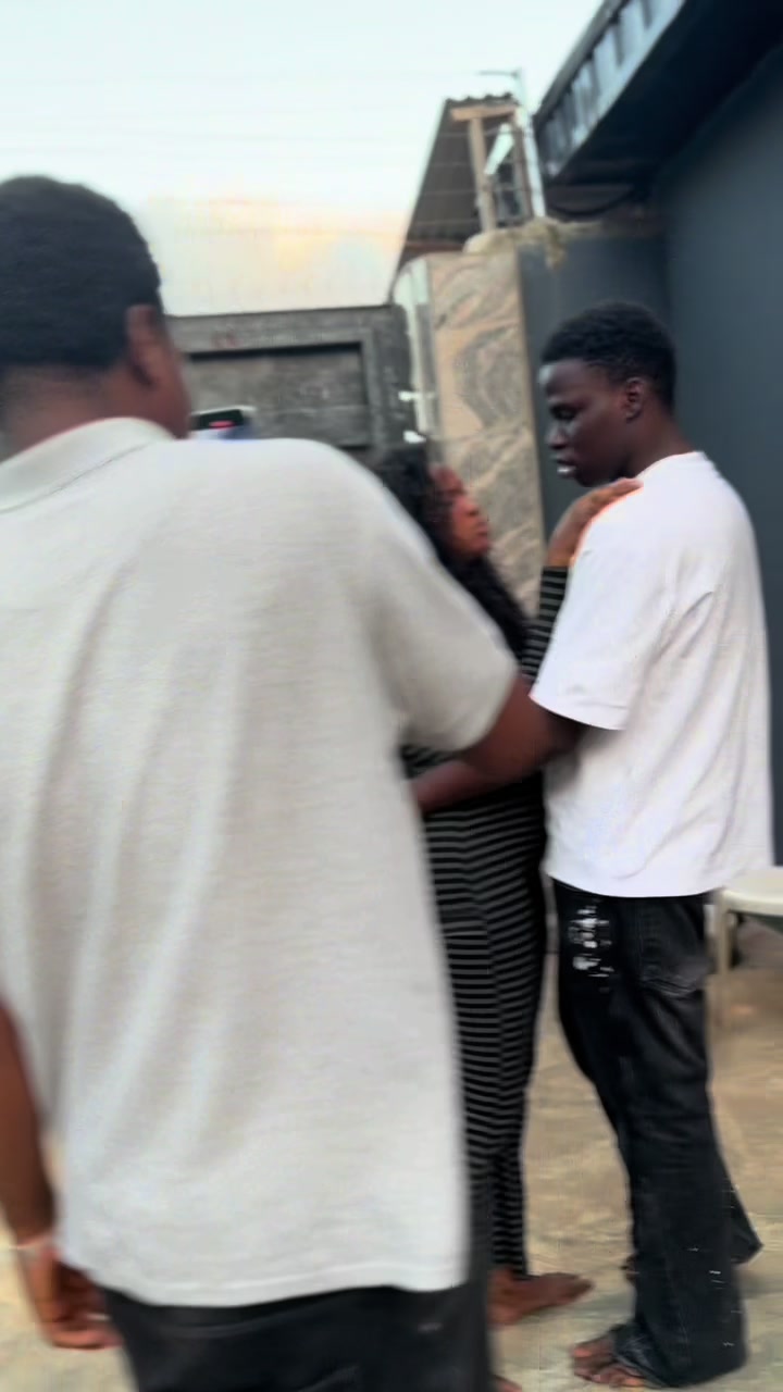 @<Ade of Lagos >