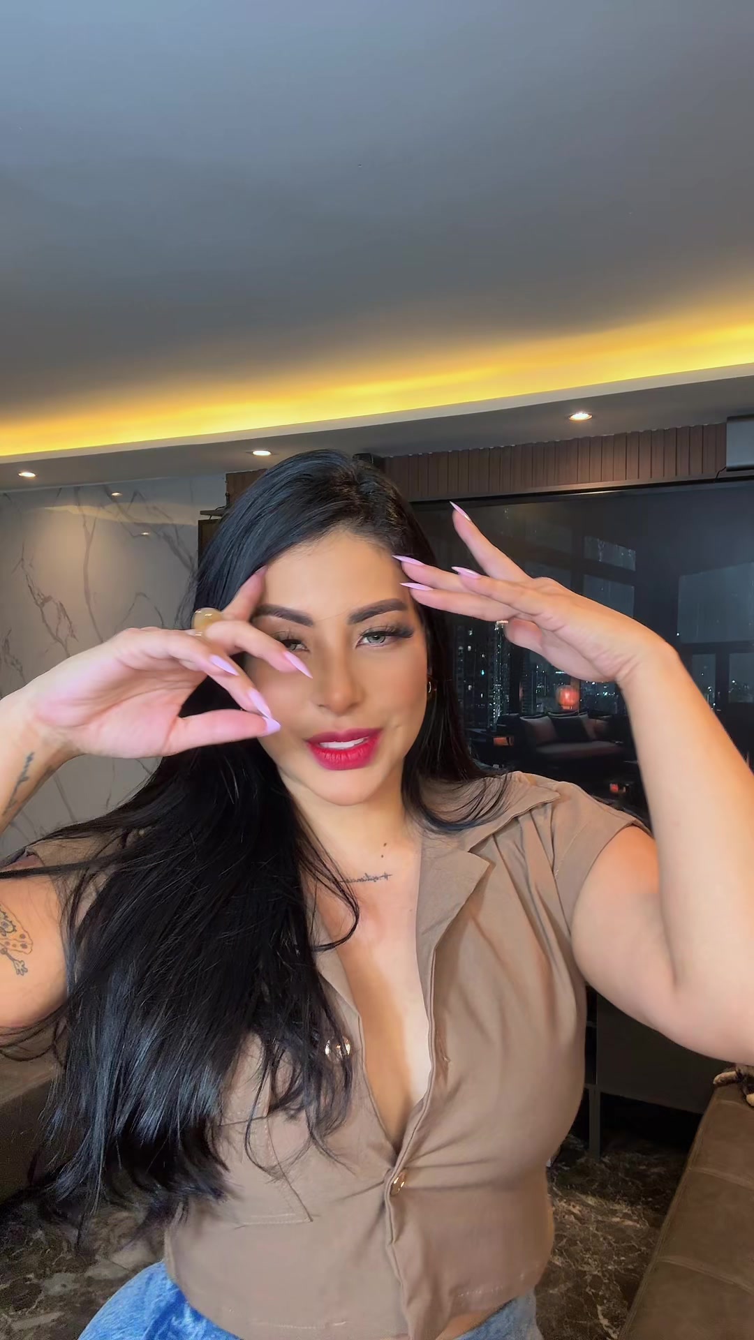 @luisaespinozaviral