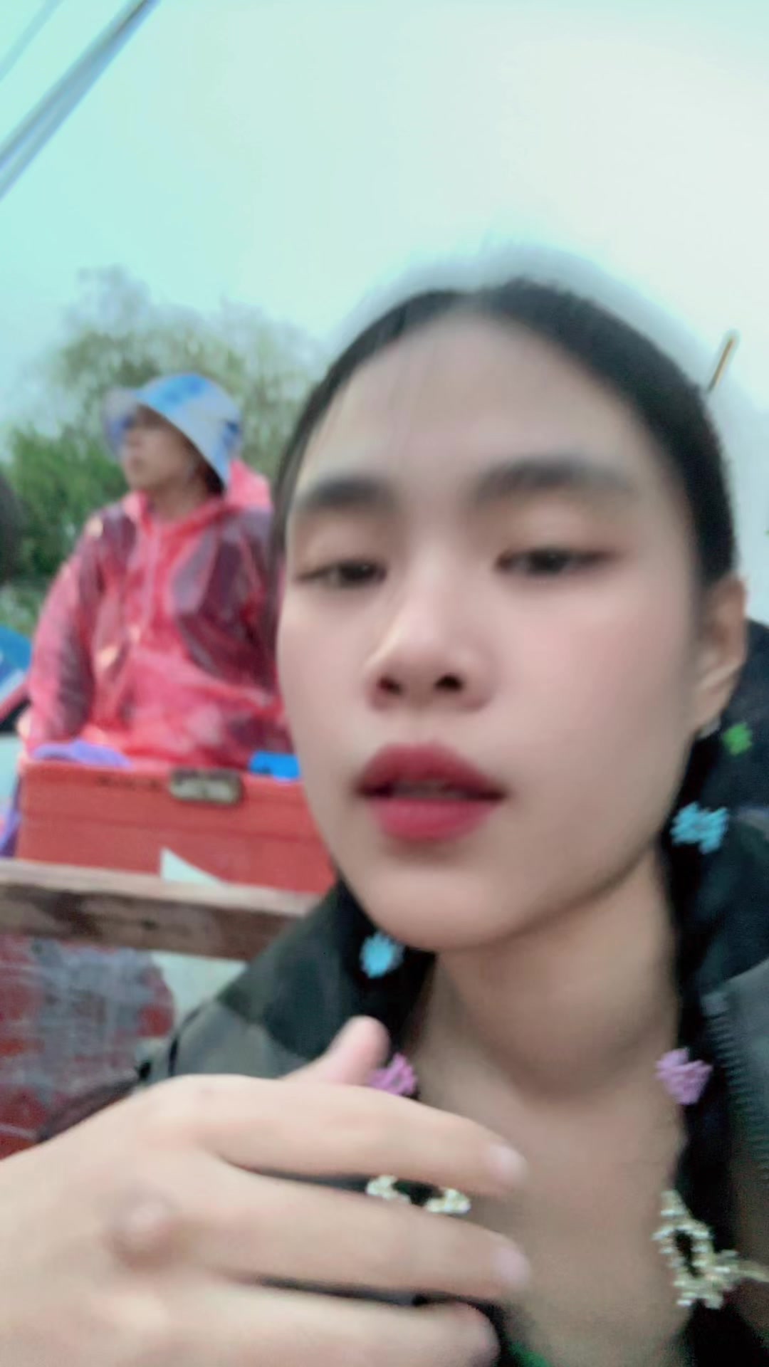 @ploypat12