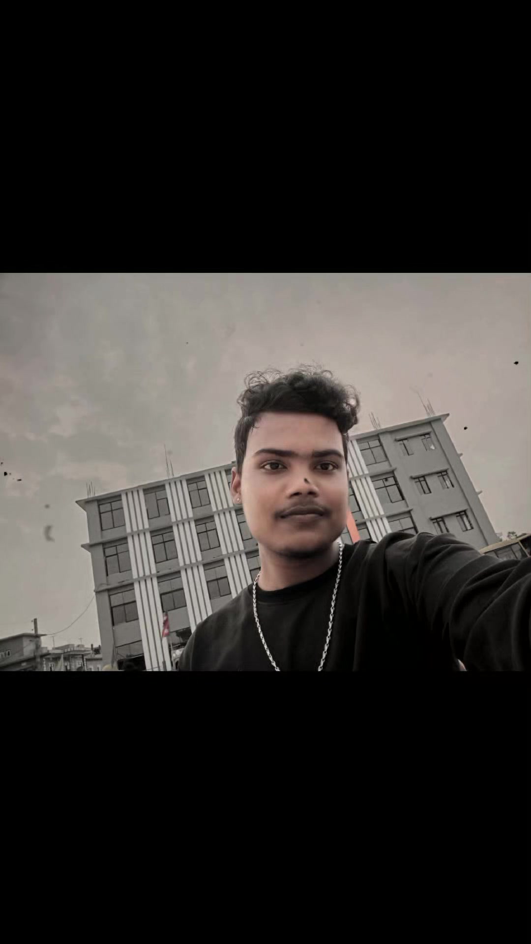@T I T Λ N