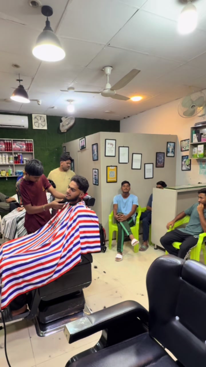 @adnanjango 💇12