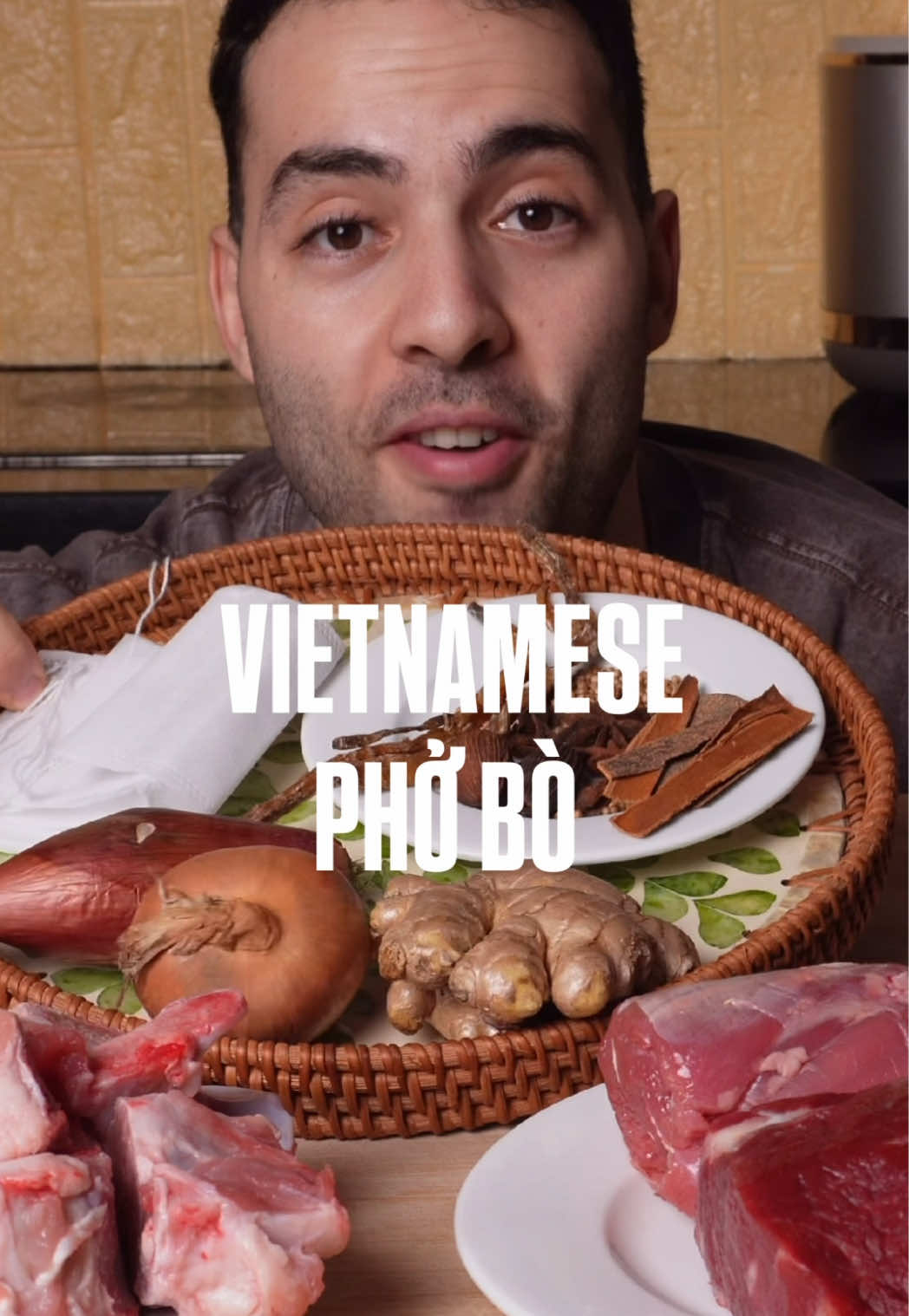 @Hamza ăn g&igrave;?