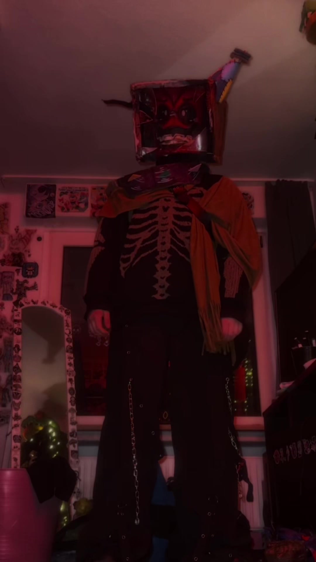 @mo0n.c0s