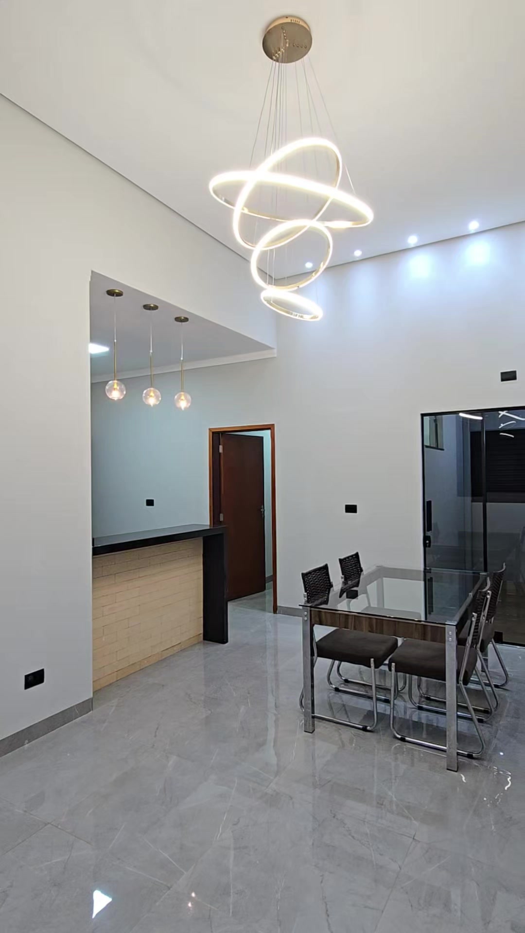 @elianeimobiliaria