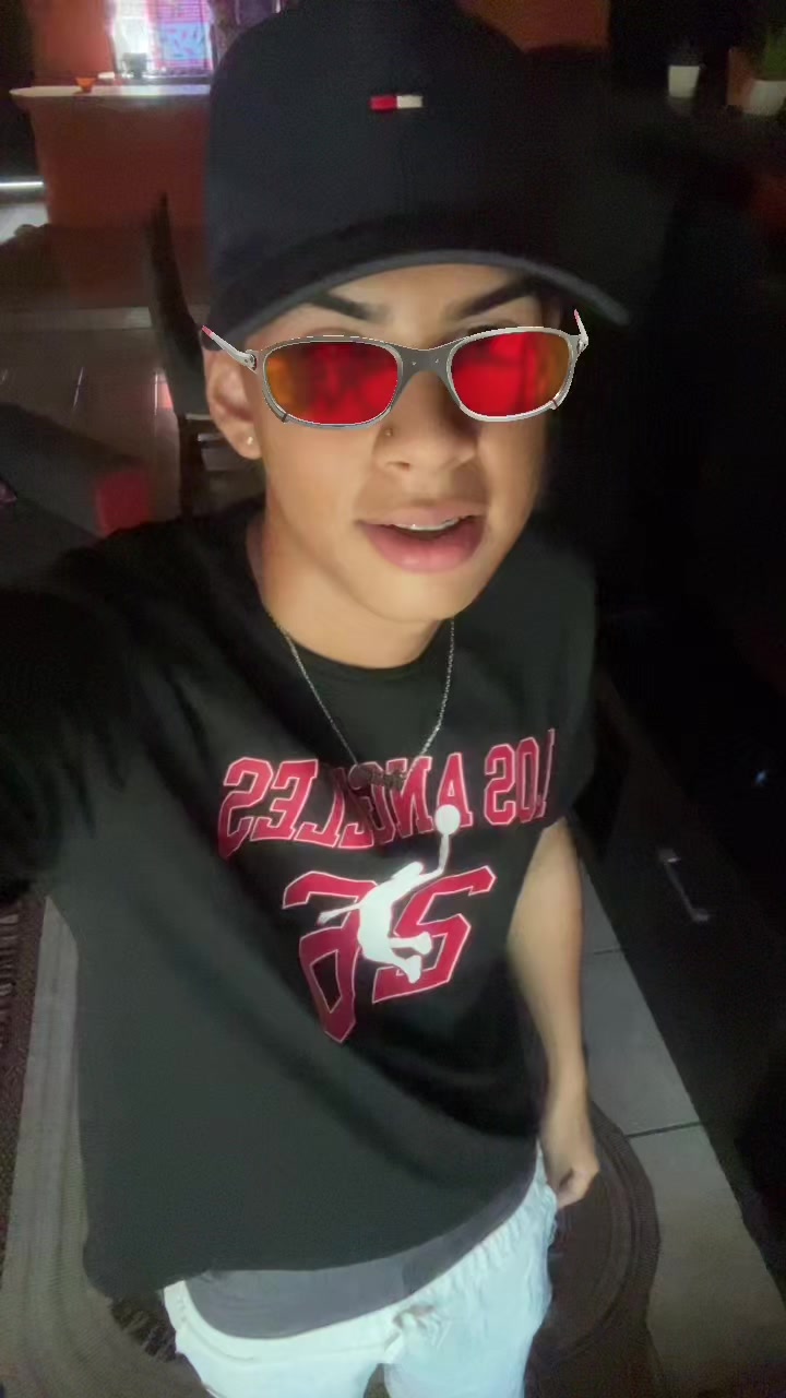@AlexJS🤴🏽