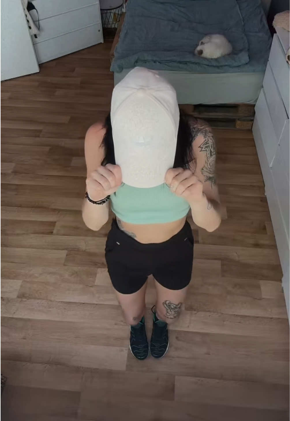@ʜᴏɴᴇꜱᴛʏ