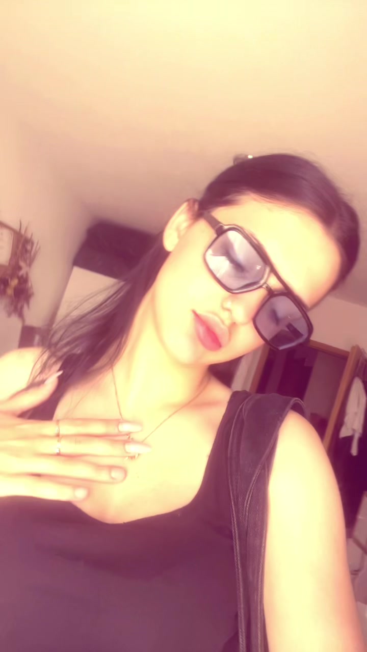 @Anilaaa