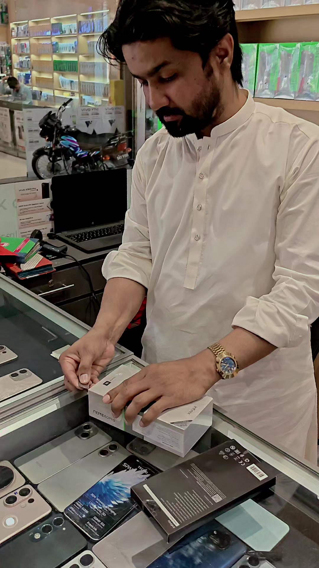 @@ZOHAIB Mobile Shop Jampur,❤️