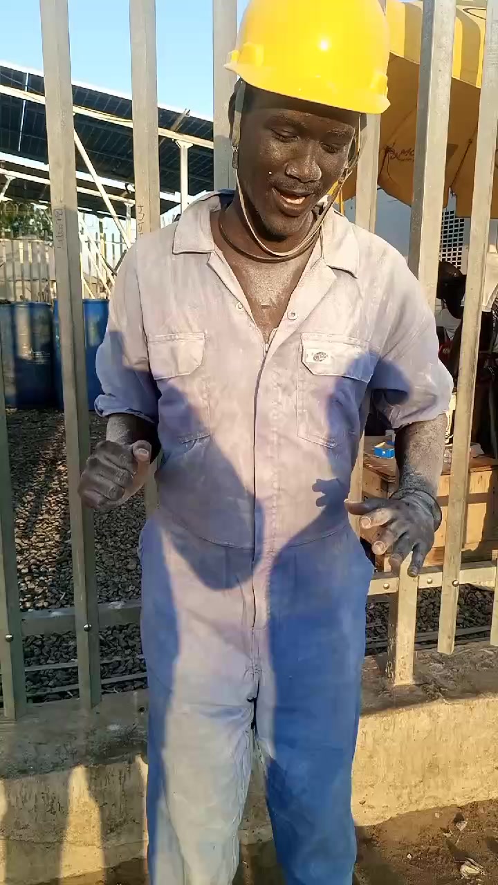 @DhangAwuok