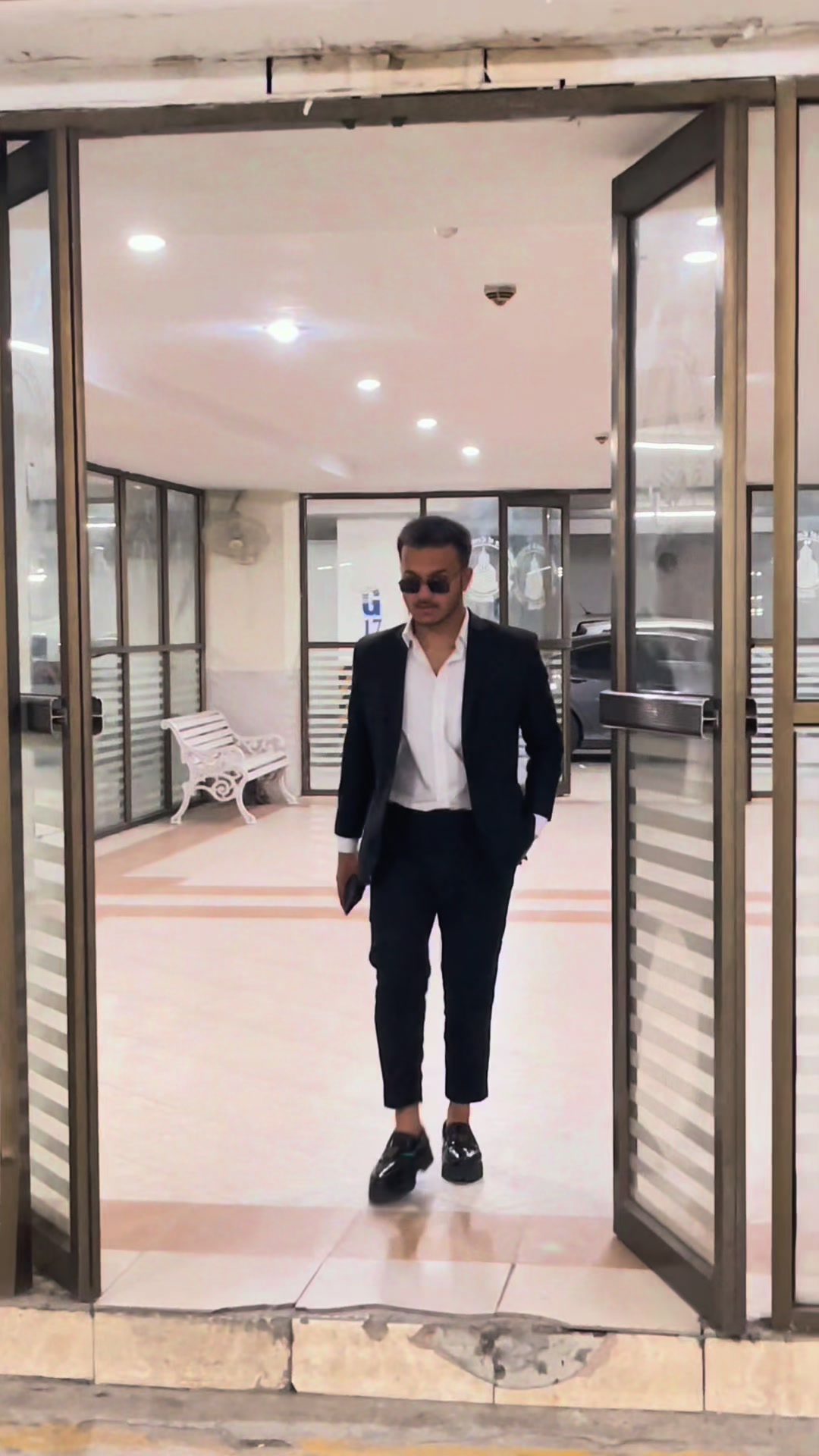 @Daniyal Khan⚖️