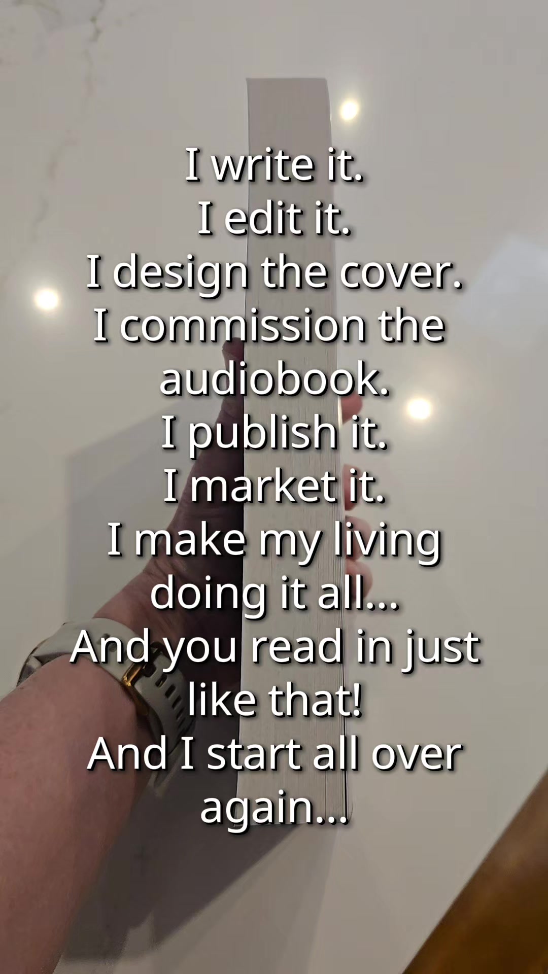 @Fionatarr - author 📚