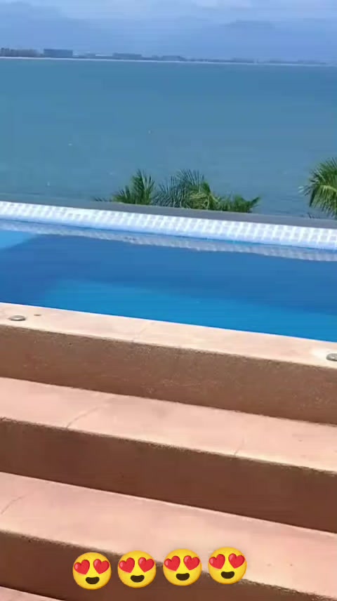 @Bomb&oacute;n