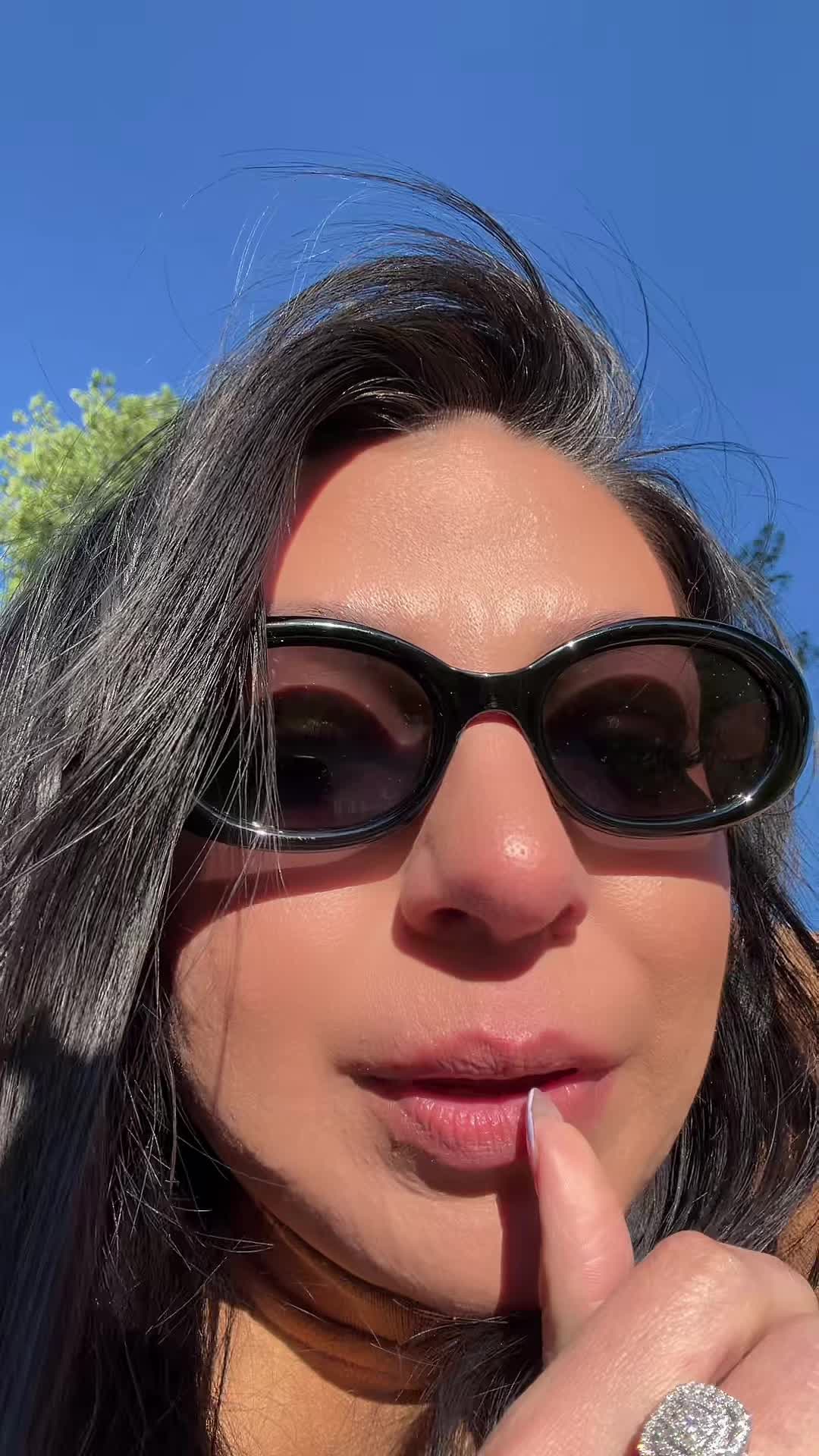@Lala