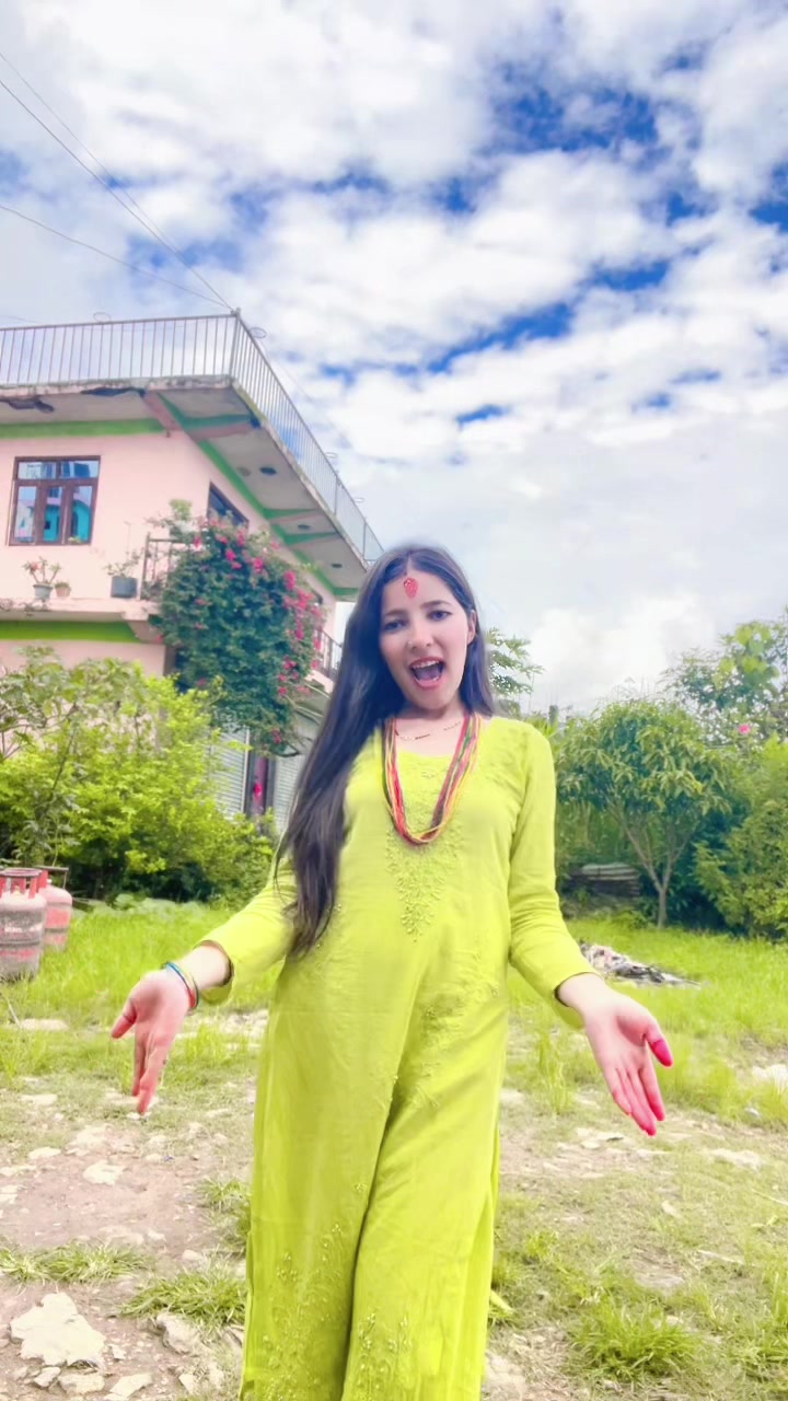 @अमृता खत्री