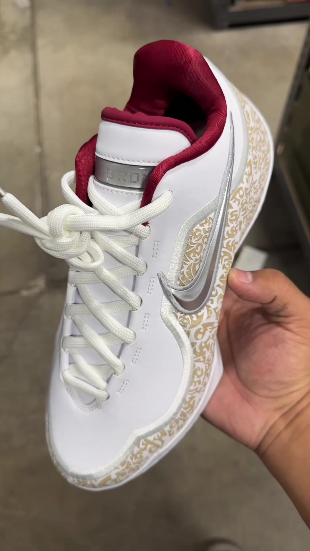 @Trending Sneakers
