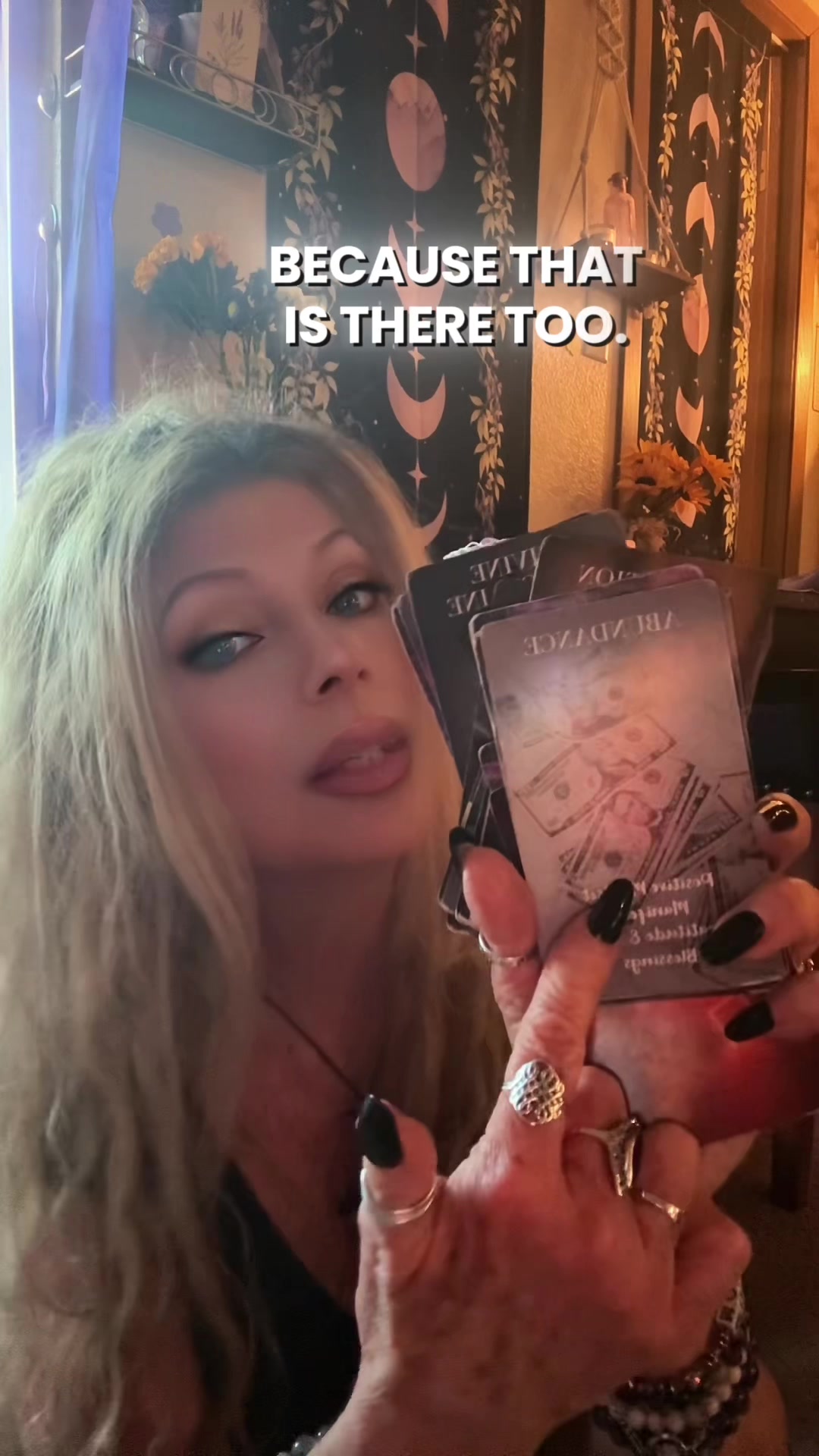 @Moon Mistress Tarot 🌙✨