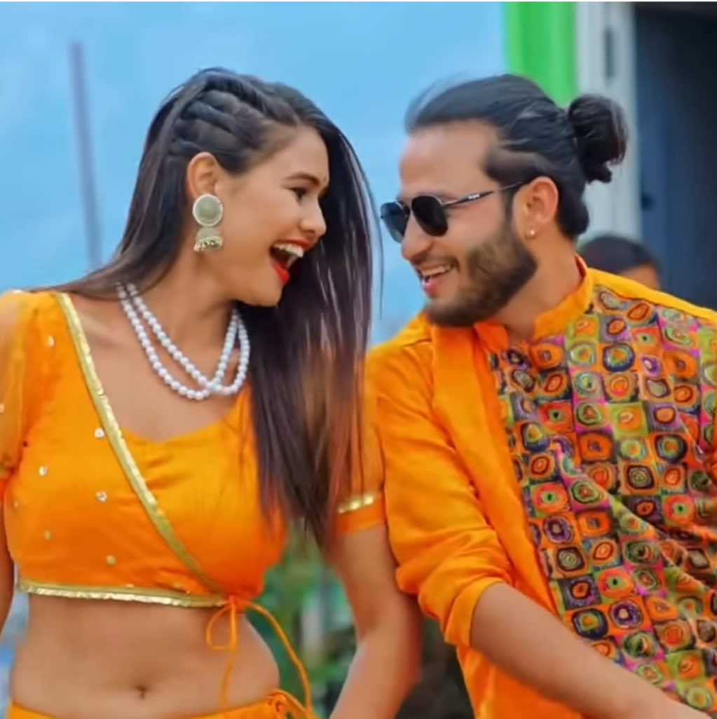 @पारदर्शी खरेल