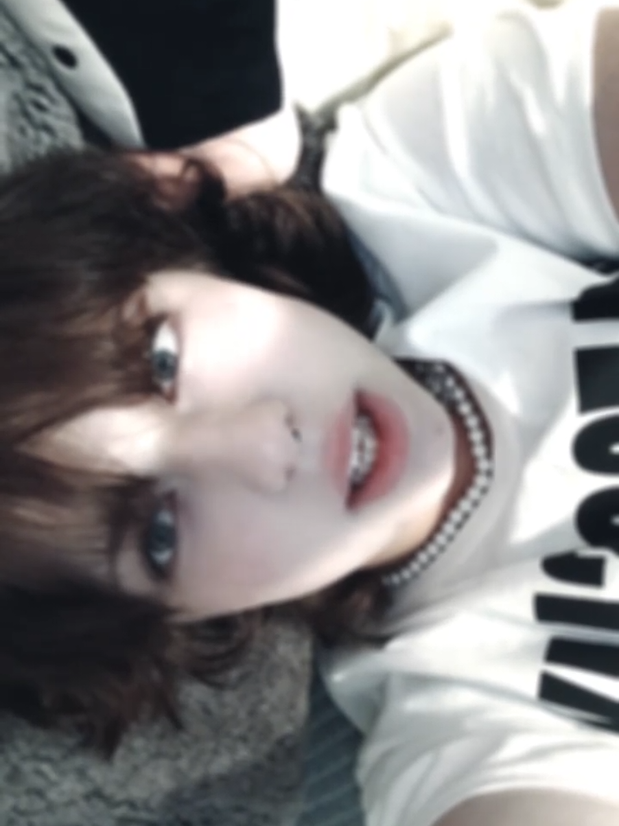 @Mona_On_Marzz
