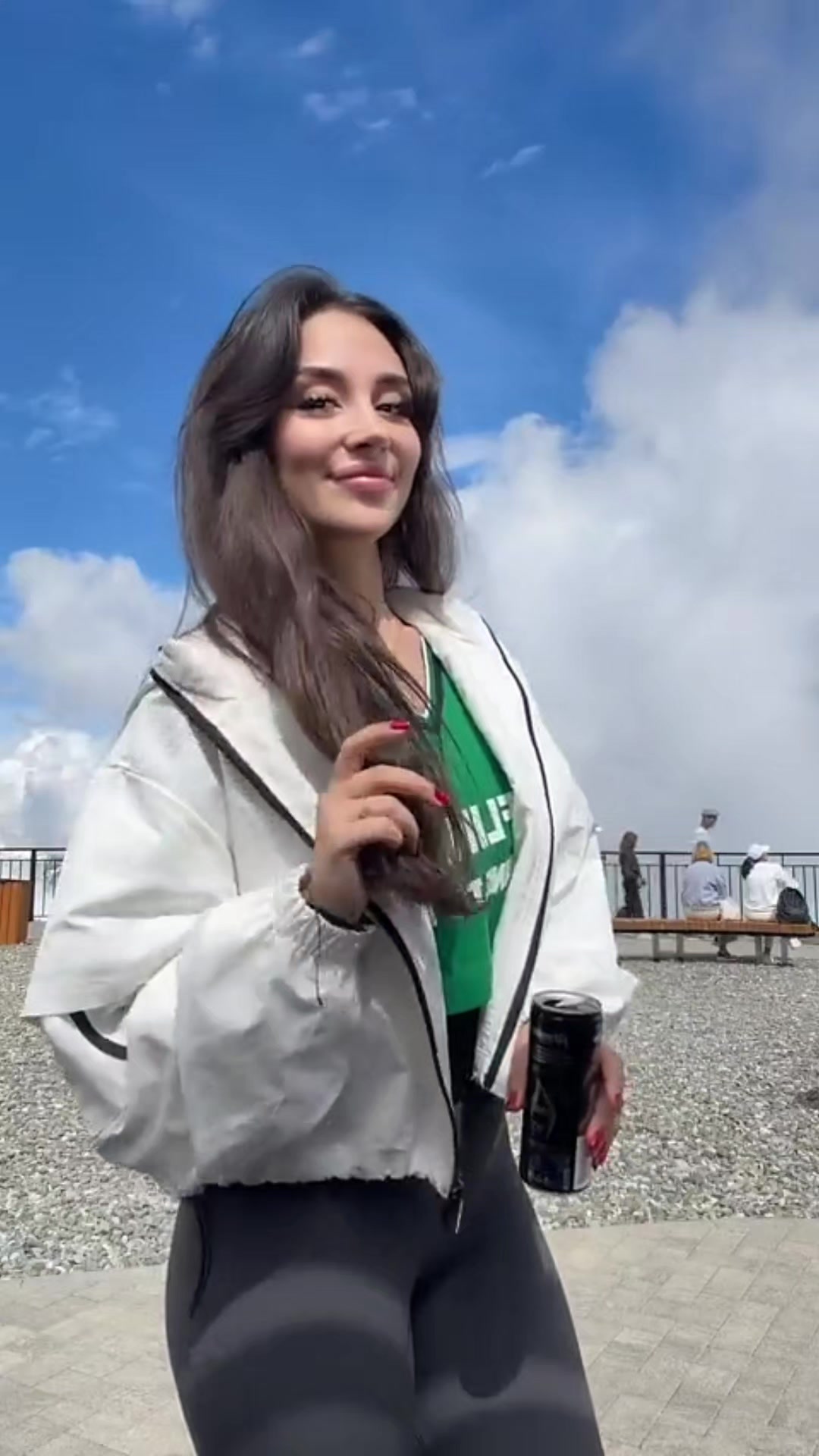 @فانز تايا