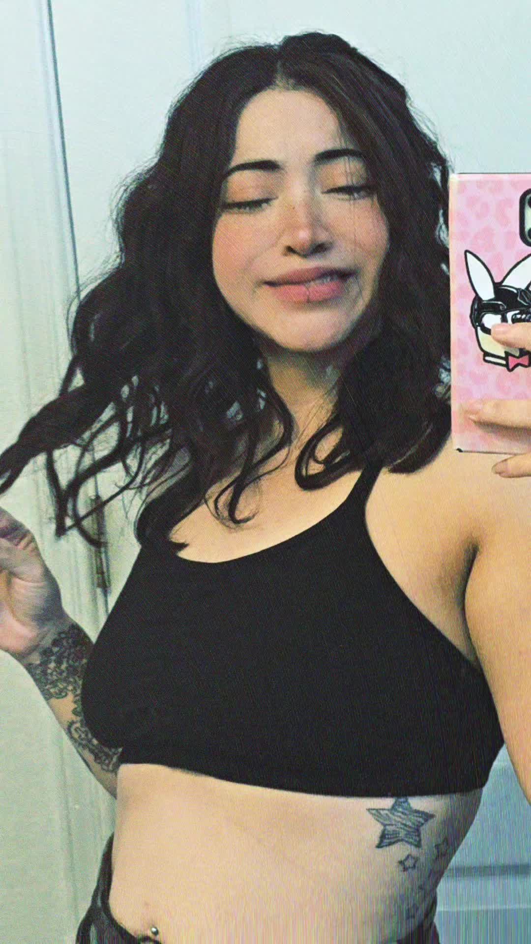 @Nana_04🖤