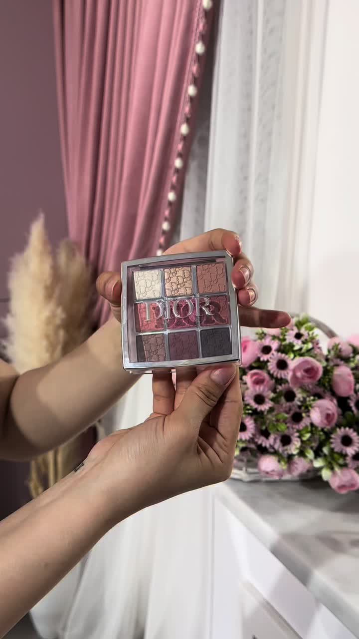 @Izzum_cosmetics