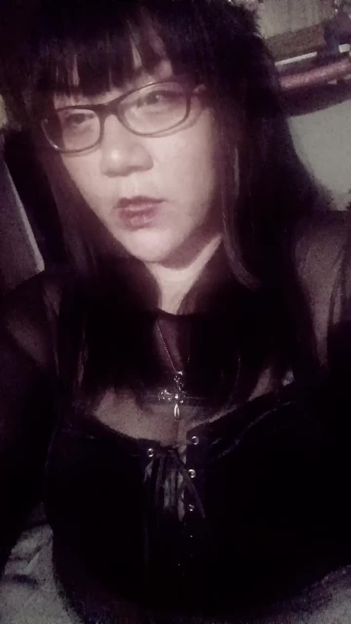 @hopelessrhia