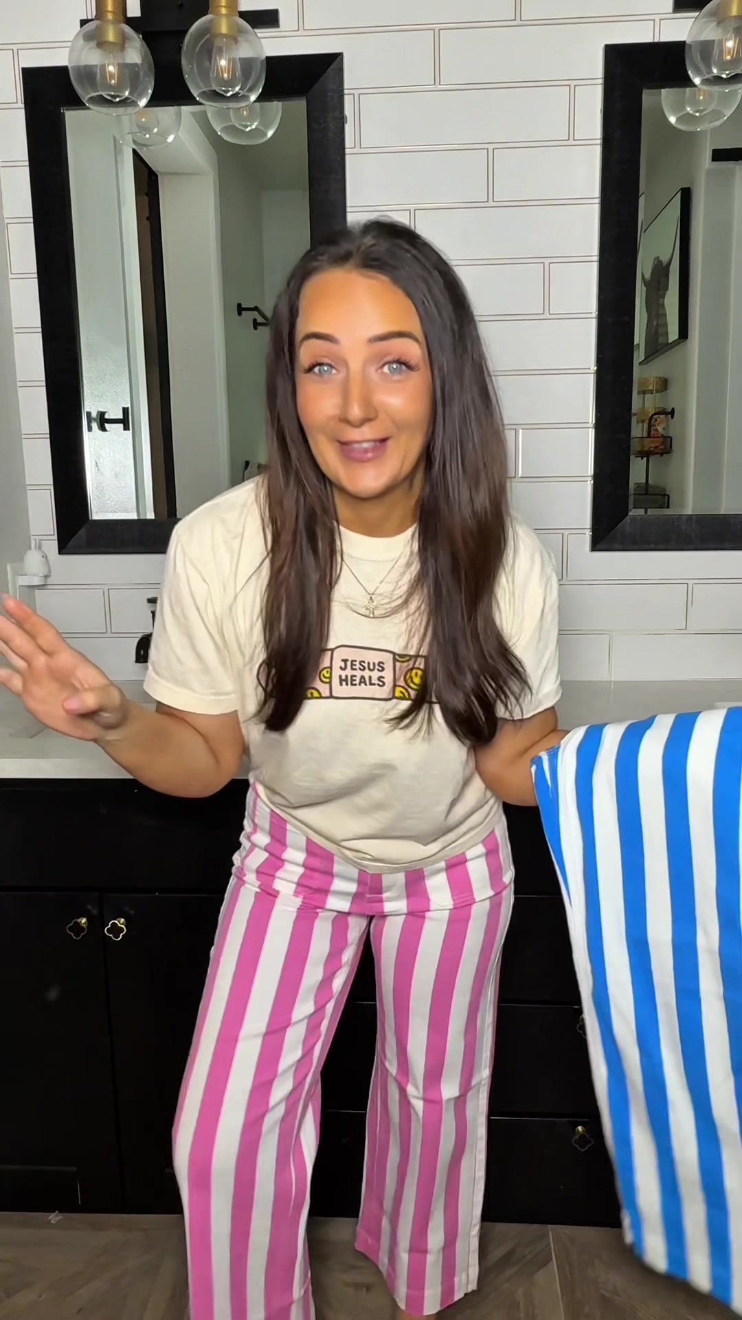 @ℂ𝕙𝕚𝕔𝕜𝕖𝕟𝔹𝕠𝕩𝔽𝕠𝕩💫
