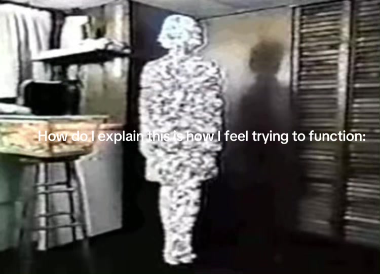 @𖦹